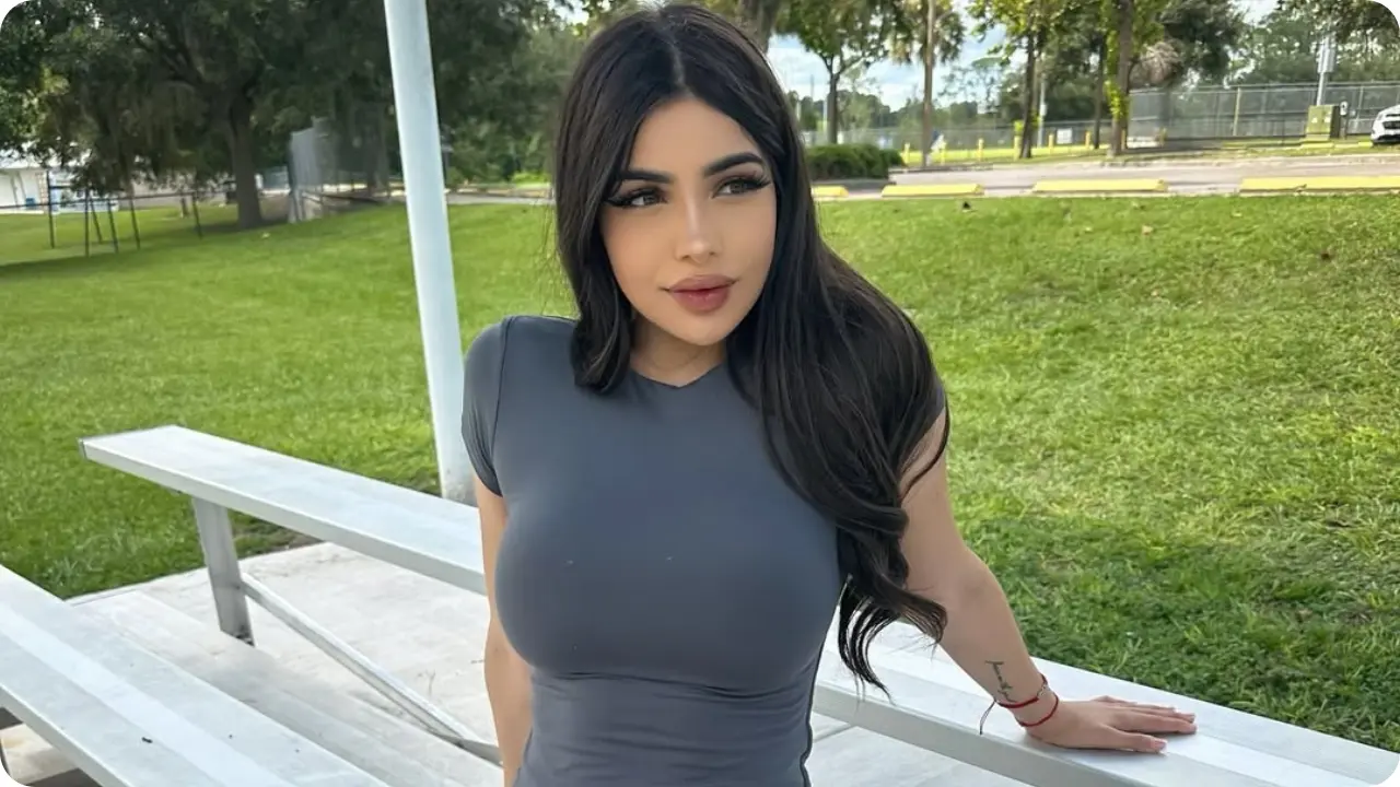Alina rose