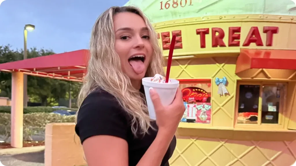Kirstentoosweet pose with ice cream cup